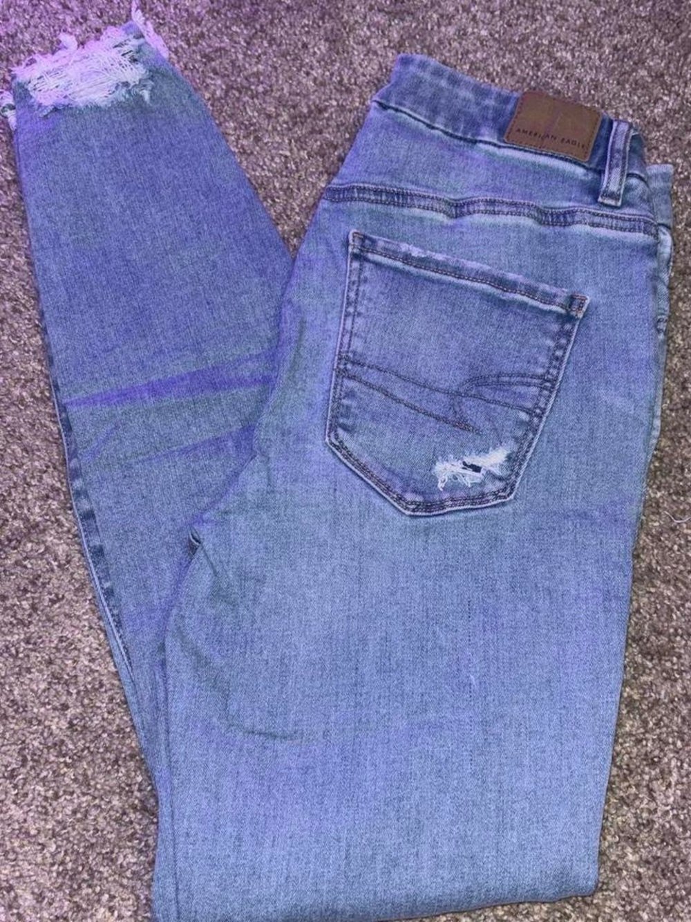 American Eagle Outfitters Light Blue Distressed Skinny Jeans